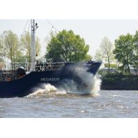 4205 Tanker PEGASUS - Gischt am Bug auf der Elbe | 